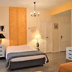 Maison Au Loup: 16th Century In Old Town 3* Le Puy-en-Velay