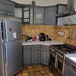 Maison Au Loup - Superbe Ancien Particulier Du Xvie Siecle Au Coeur De La Vieille Du Puy Alojamento de Acomodação e Pequeno-almoço 3*
