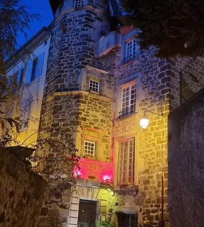 Maison Au Loup - Chambre D'Hotes Dans Un Superbe Ancien Hotel Particulier Du Xvie Siecle Au Coeur De La Vieille Ville Du Puy 3* Le Puy-en-Velay