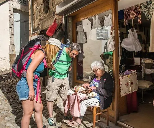 Bed & Breakfast Maison Au Loup: 16th Century In Old Town 4*