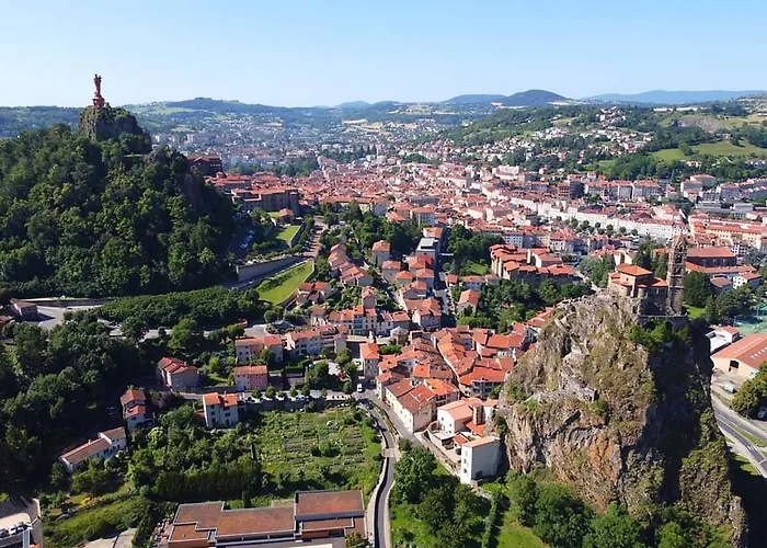 Bed & Breakfast Maison Au Loup: 16th Century In Old Town Le Puy-en-Velay
