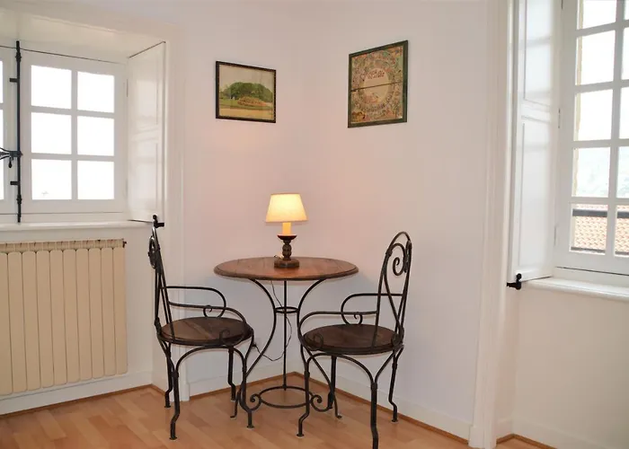 Bed & Breakfast Maison Au Loup: 16th Century In Old Town Le Puy-en-Velay