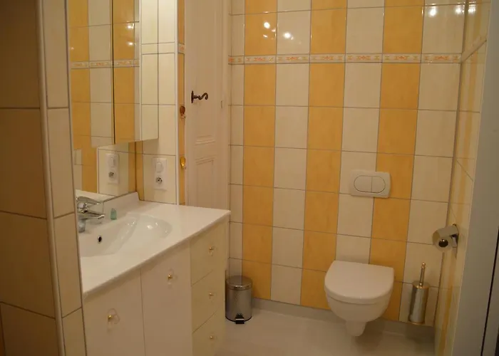 Bed & Breakfast Maison Au Loup: 16th Century In Old Town